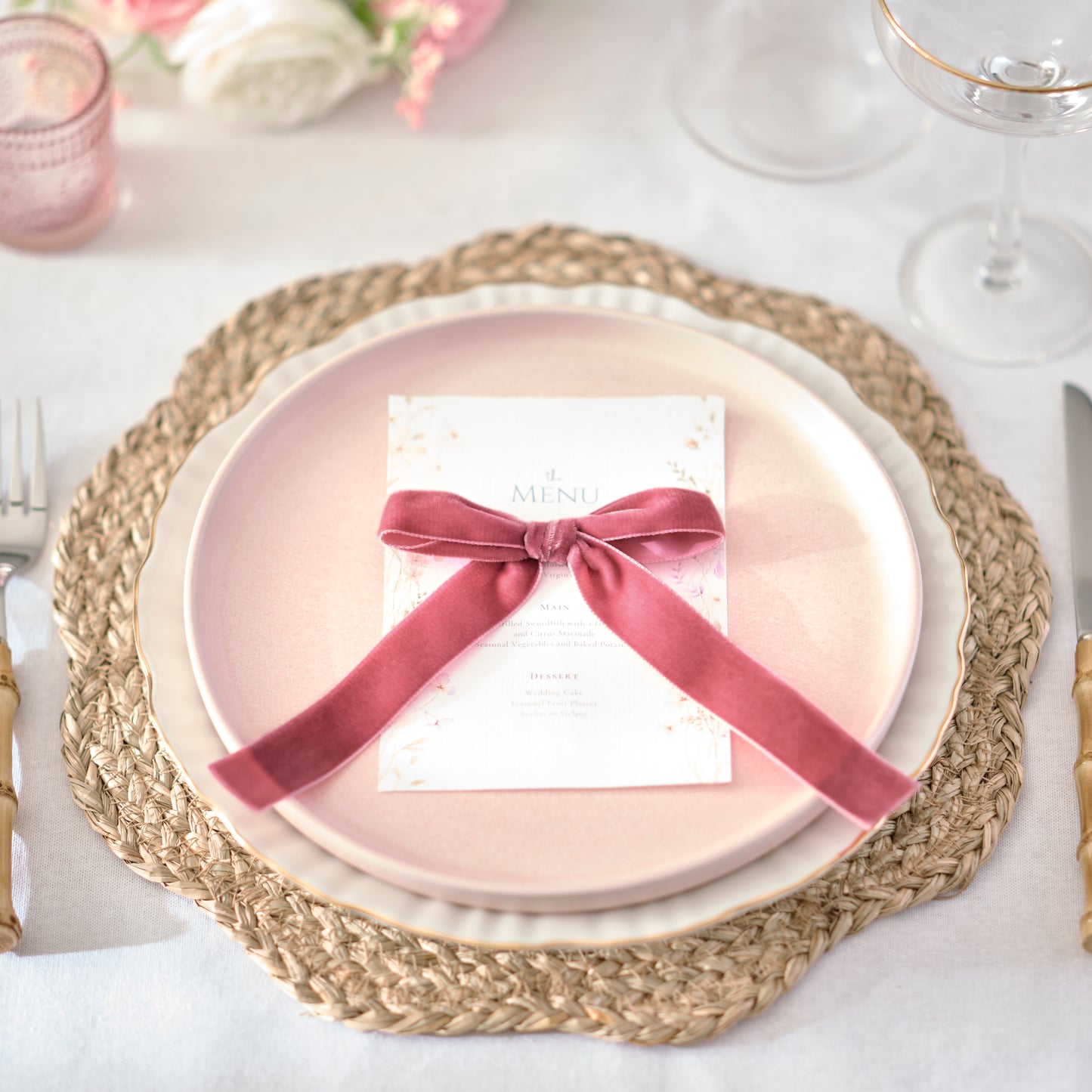 Velvet bow place setting "Hand-tied"