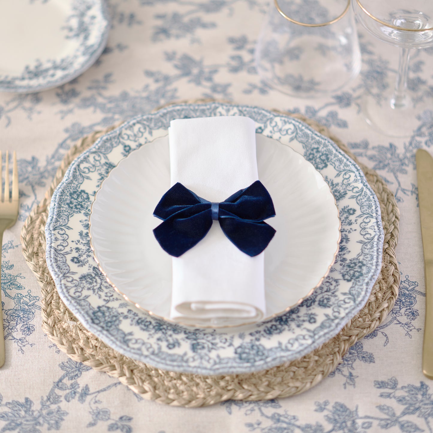 Velvet Bow place setting - "Mini Classic"